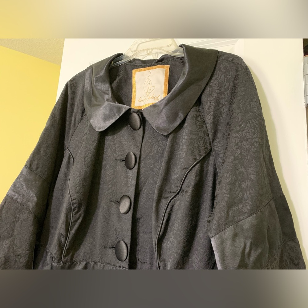 VTG Trench Duster Black Brocade Print Coat 90s Y2K Wrap Layer Goth - Picture 10 of 12